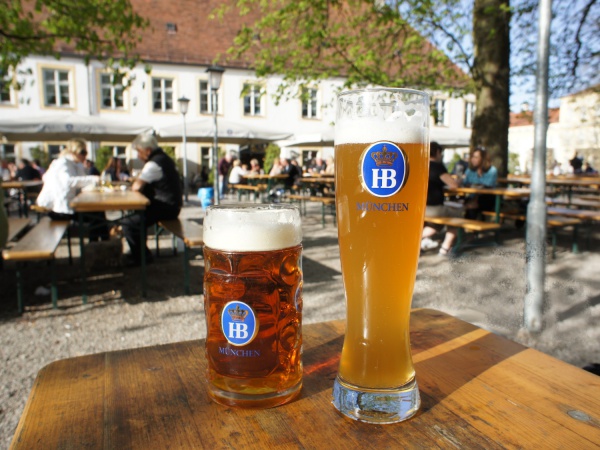 600px-Schlosswirtschaft_Oberschleissheim_011